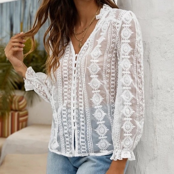 White Lace  button down top - Picture 2 of 6